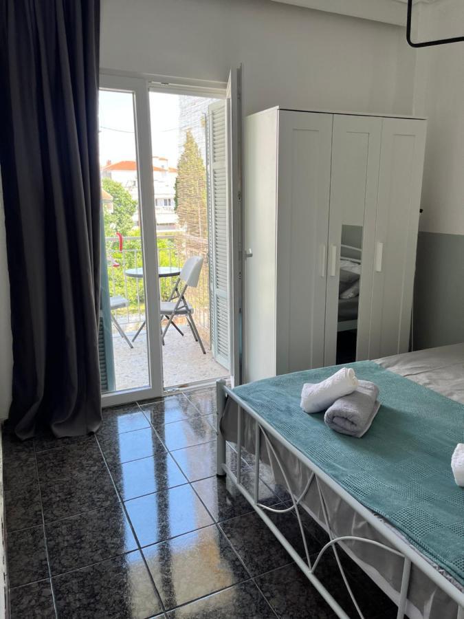 Dimi Guest House Peraía Екстериор снимка
