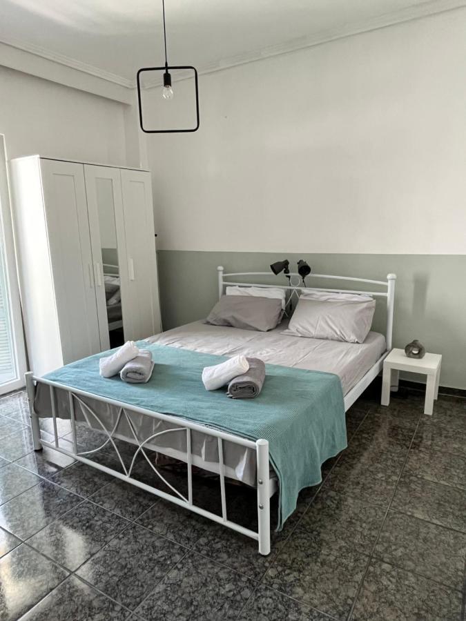 Dimi Guest House Peraía Екстериор снимка