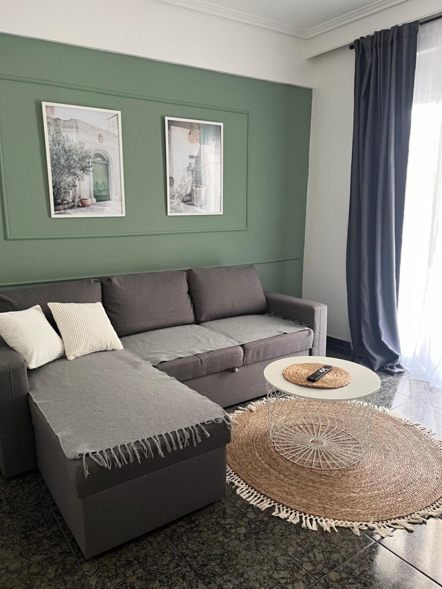 Dimi Guest House Peraía Екстериор снимка
