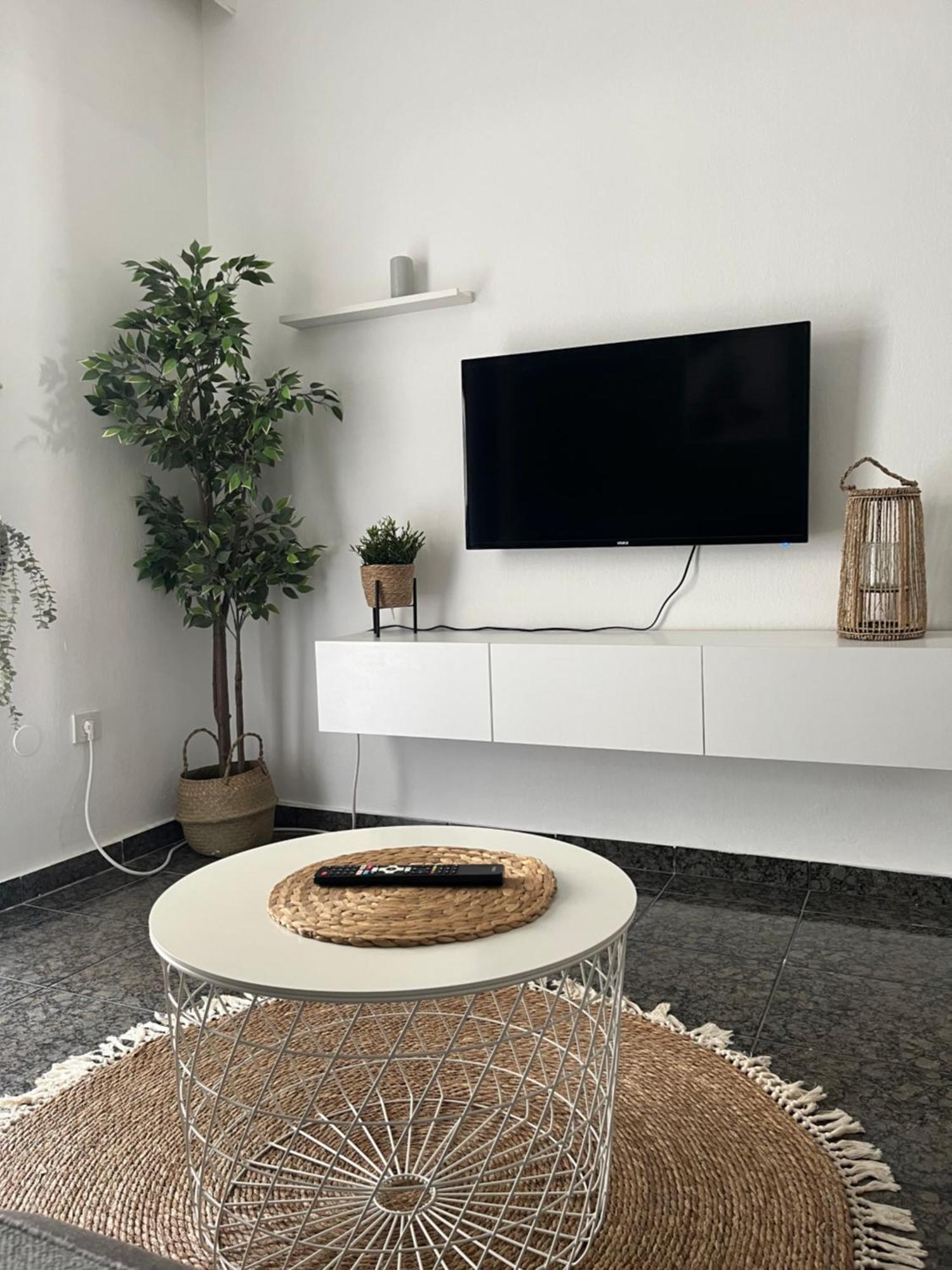 Dimi Guest House Peraía Екстериор снимка